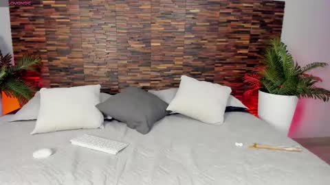 Snapshot of iriis_rosse chatting on 09.08.25 Iris Rosse online show from 09.08.25