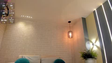 Snapshot of irinaportman chatting on 02.20.25 Irina online show from 02.20.25