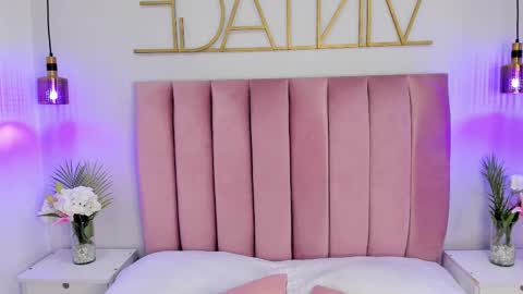 Snapshot of irinasilver chatting on 10.11.25 Irina Silver cami online show from 10.11.25