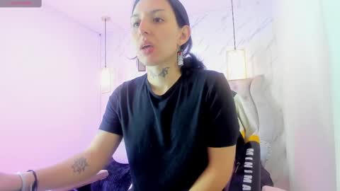 iris_77 online show from 10.05.25