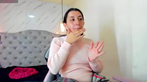 iris_77 online show from 10.14.25