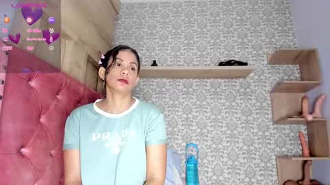 Snapshot of iris_charlotte chatting on 09.29.25 Hot Charlotte online show from 09.29.25