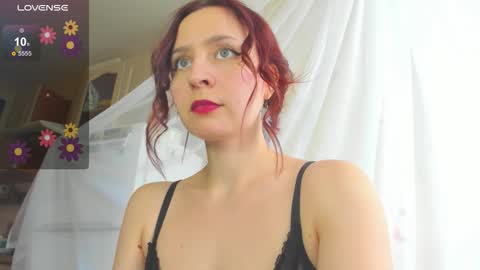 Snapshot of iris_crispy chatting on 10.06.25 Iris online show from 10.06.25