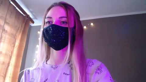 Lily online show from 09.11.25