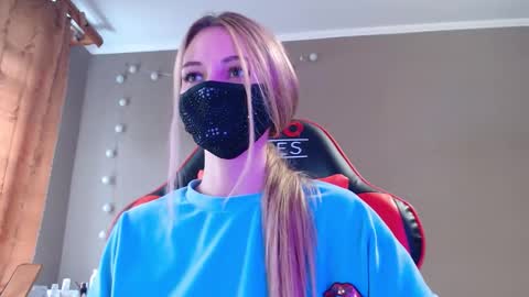 Lily online show from 10.19.25