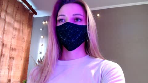 Lily online show from 04.05.26