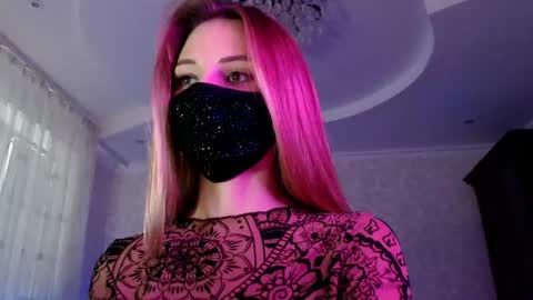 Snapshot of iris_lave chatting on 06.28.26 Lily online show from 06.28.26