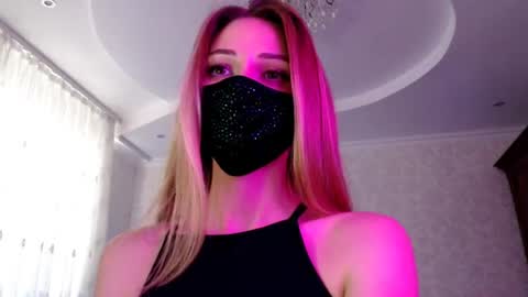 Snapshot of iris_lave chatting on 07.15.26 Lily online show from 07.15.26