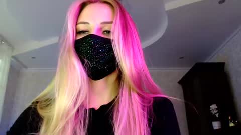 Snapshot of iris_lave chatting on 07.21.26 Lily online show from 07.21.26