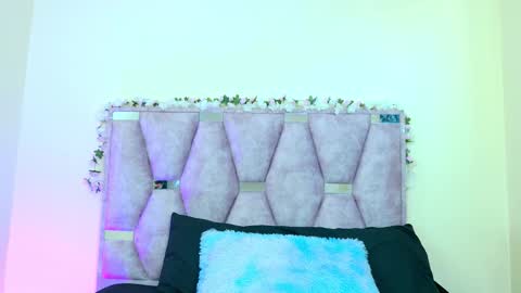 Iris online show from 03.22.26