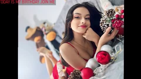 iris felix  online show from 12.04.24