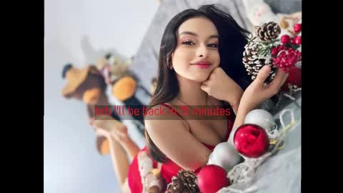 iris felix  online show from 12.18.24