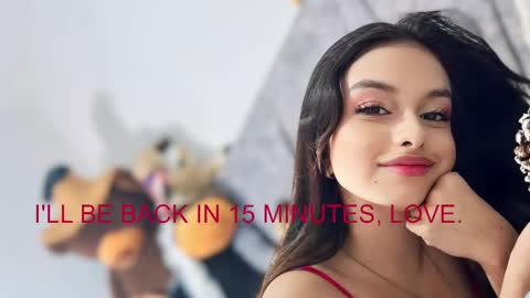 iris felix  online show from 01.08.25