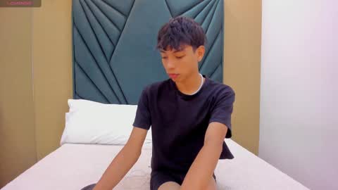 Iris online show from 09.23.25