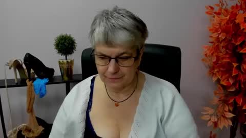 I R I S online show from 12.20.24