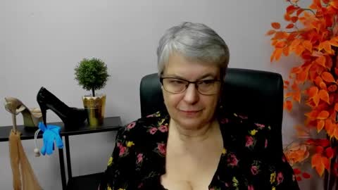 I R I S online show from 01.09.25