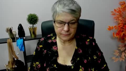 I R I S online show from 01.14.25