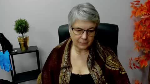 I R I S online show from 01.16.25