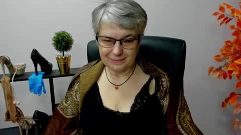 I R I S online show from 01.27.25