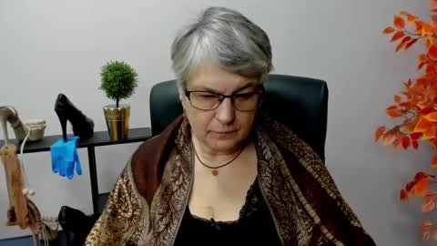 I R I S online show from 01.27.25