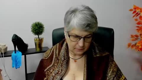 I R I S online show from 01.30.25