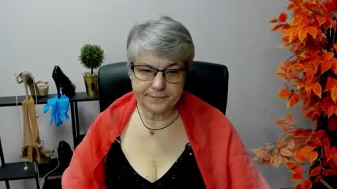 I R I S online show from 01.31.25
