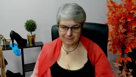I R I S online show from 02.03.25