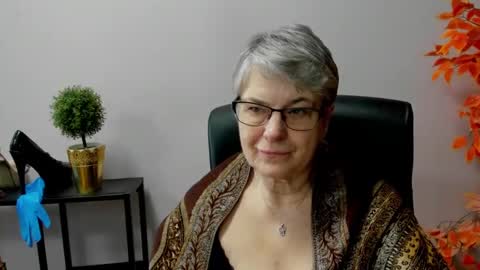 I R I S online show from 03.12.25