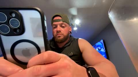 Snapshot of irish419111 chatting on 02.16.26 irish419111 online show from 02.16.26