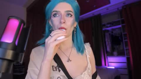 Miss Iris Fansly Miss Iris new inst.  online show from 10.30.25