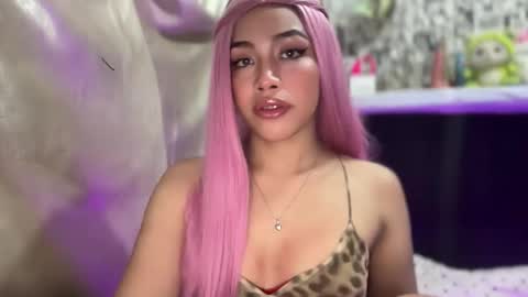 Snapshot of iriss_fox chatting on 11.02.25 iriss_fox online show from 11.02.25