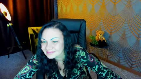 Iris online show from 04.14.26