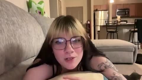 Snapshot of irissweets chatting on 04.03.26 irissweets online show from 04.03.26