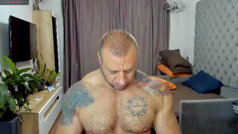 Snapshot of ironhulk22 chatting on 07.15.26 ironhulk22 online show from 07.15.26
