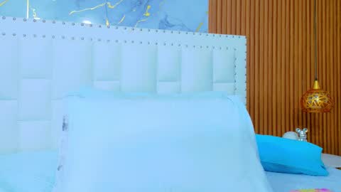 Sandy  online show from 10.07.25