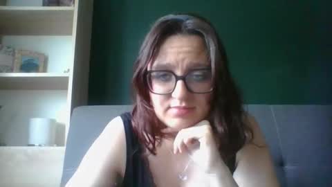 Snapshot of irresistibleparis chatting on 06.03.26 Paris online show from 06.03.26