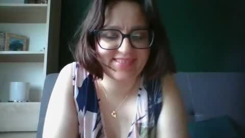 Snapshot of irresistibleparis chatting on 06.22.26 Paris online show from 06.22.26