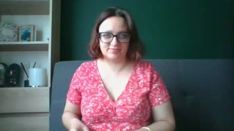 Snapshot of irresistibleparis chatting on 07.24.26 Paris online show from 07.24.26
