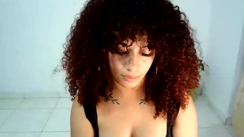 Snapshot of isa_bellaxx23 chatting on 06.03.26 isa_bellaxx23 online show from 06.03.26