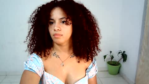 Snapshot of isa_bellaxx23 chatting on 07.11.26 isa_bellaxx23 online show from 07.11.26