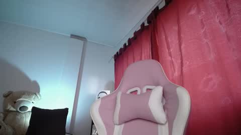 Isabella  online show from 10.07.25