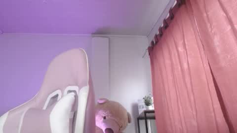 Isabella  online show from 12.02.25