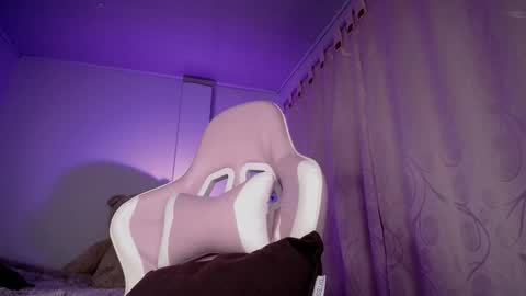 Isabella  online show from 01.07.26