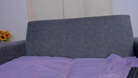 Isabella online show from 02.05.25