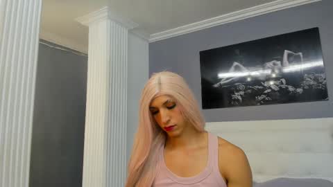 Isa Lancaster online show from 02.14.25