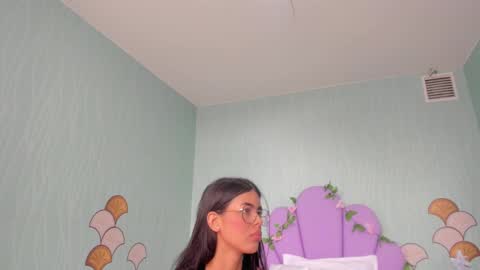    online show from 01.02.25