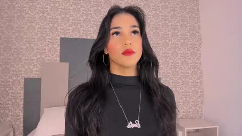 Isa  online show from 09.26.25