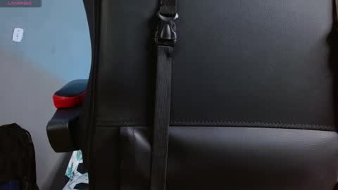 Snapshot of isa_salvatore chatting on 10.10.25 isa_salvatore online show from 10.10.25