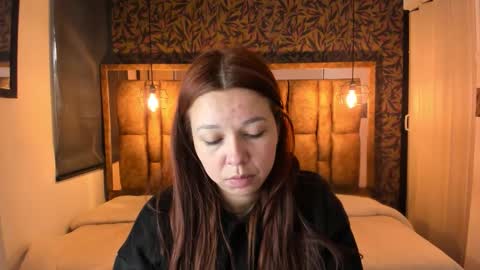  I S A  online show from 12.21.25