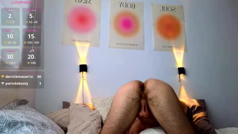 Snapshot of isaac_carter chatting on 03.08.25 Isaac carter online show from 03.08.25